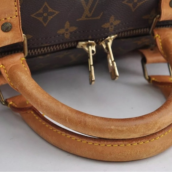 Authentic Louis Vuitton Keepall 60 Duffle - Picture 4 of 12